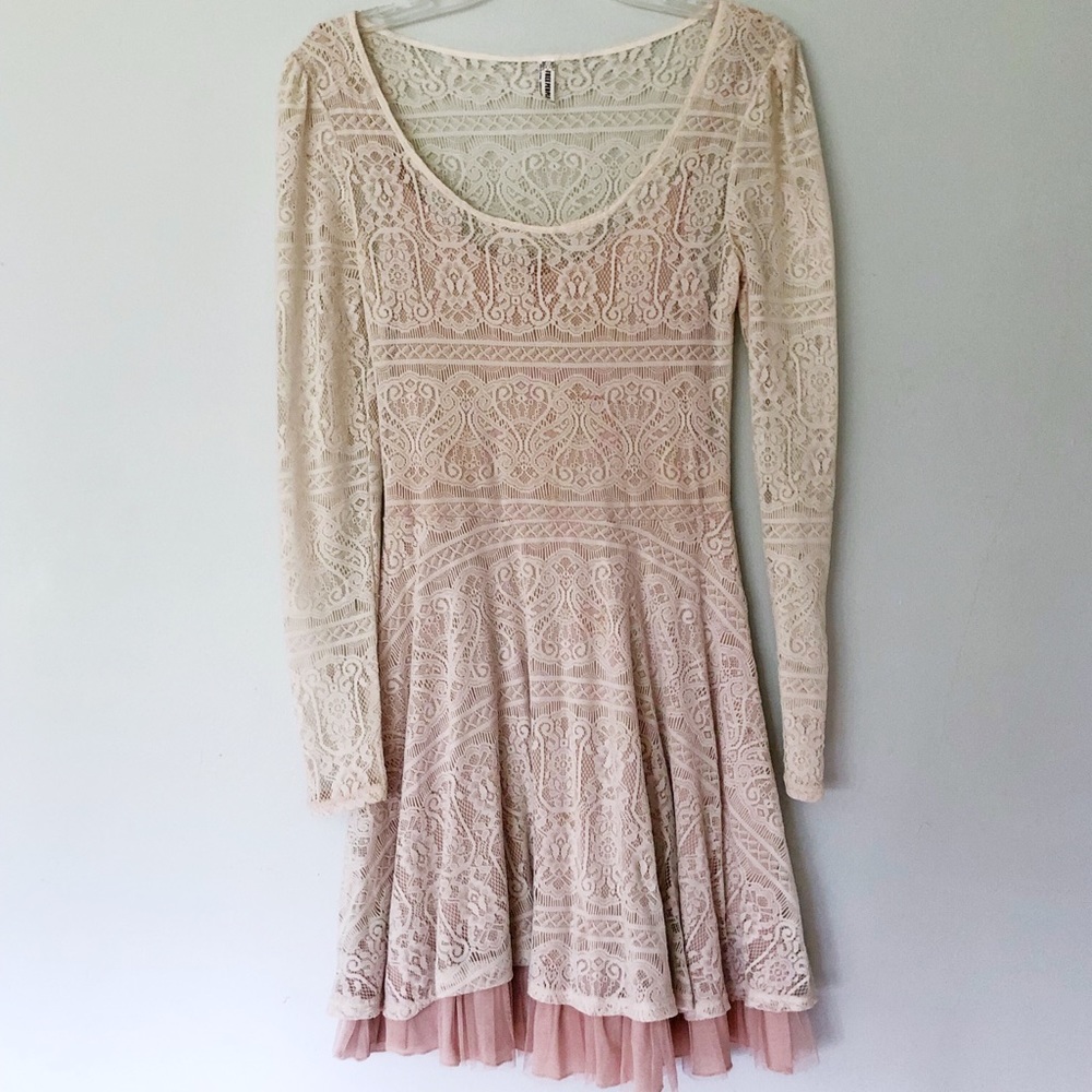Free People Dress (S) Ivory Lace, Soft Tulle Blush